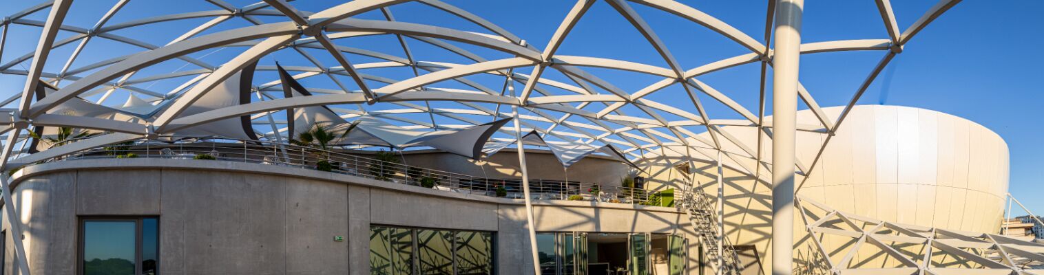 2016.06.22 terrasse Palais des Congres Juan (2) null